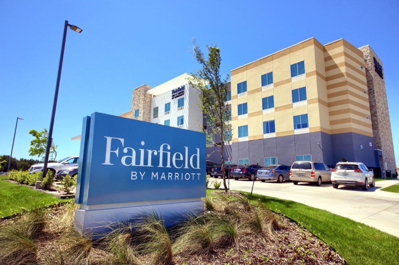 Fairfield Inn & Suites By Marriott Dallas Cedar Hill Exterior photo